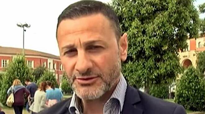 ANZIO, MENSE SCOLASTICHE: SCIOPERO DEI LAVORATORI E PROTESTA IN PIAZZA 